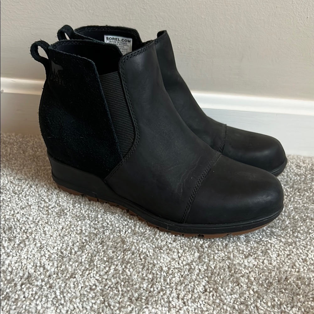 Sorel Women’s Evie pull-on boots